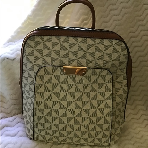 Backpack set - Picture 2 of 2